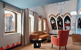 Radisson RED Gdansk, Wyspa Spichrzów